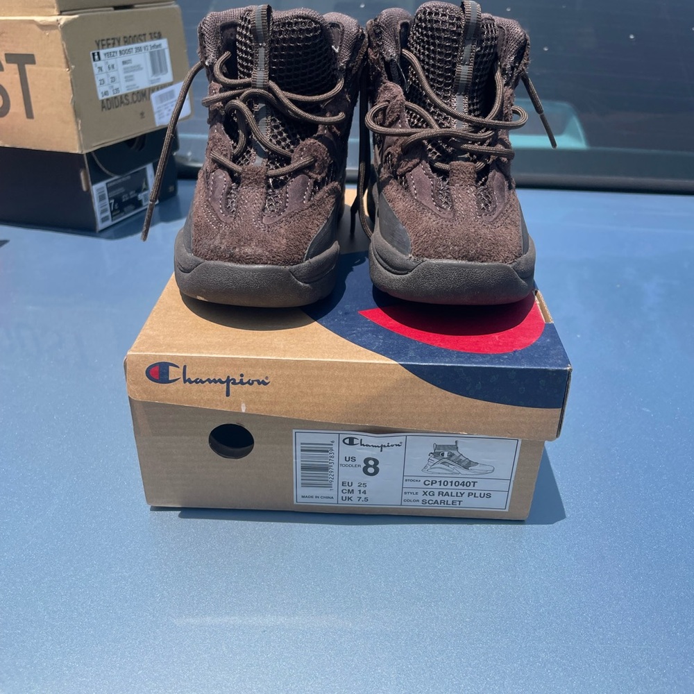 Yeezy boots 7k toddler